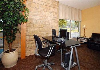 Quality Inn Уинона Экстерьер фото